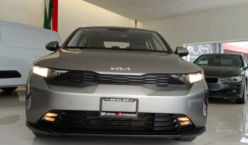 KIA K3 L 2025 lleno