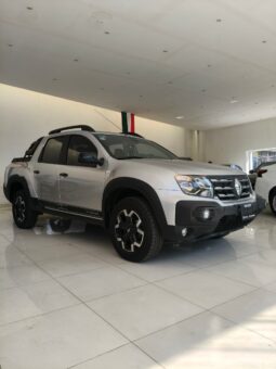 RENAULT OROCH OUTSIDER 2024 lleno