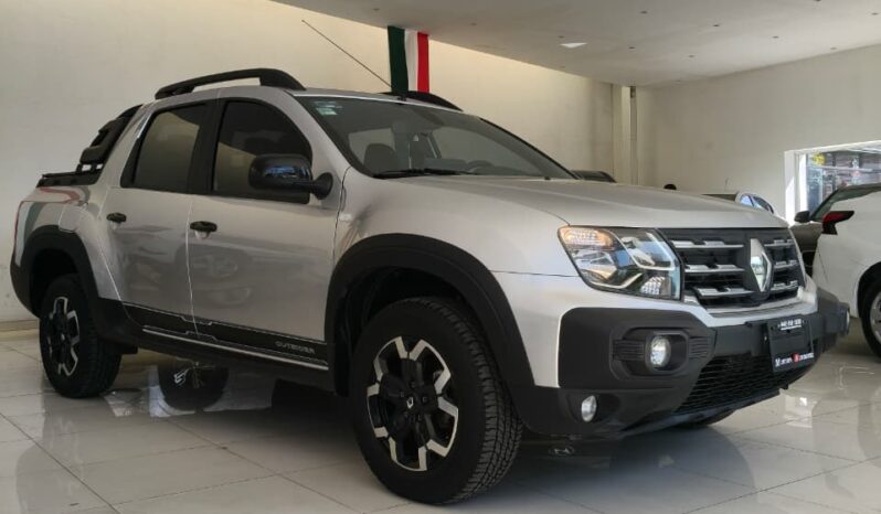 RENAULT OROCH OUTSIDER 2024 lleno