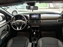 RENAULT OROCH OUTSIDER 2024 lleno