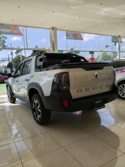 RENAULT OROCH OUTSIDER 2024 lleno