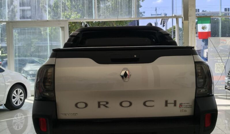 RENAULT OROCH OUTSIDER 2024 lleno