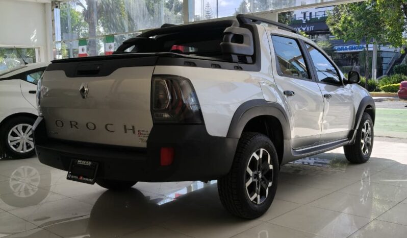RENAULT OROCH OUTSIDER 2024 lleno
